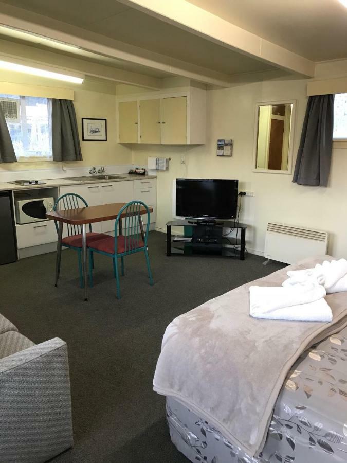 Lantern Court Motel Reefton Eksteriør bilde